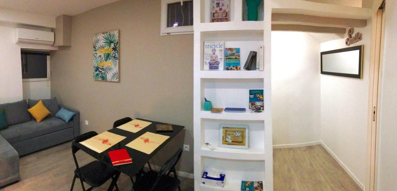 Appartamento 2 Pièces au coeur du quartier branché du port Nizza Esterno foto